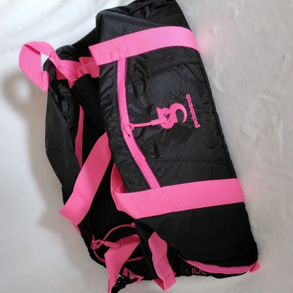 Gecko Brands Endurance Duffle Bag NWT! - Picture 5 of 8
